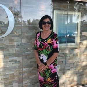 Meet your Posher, Beth